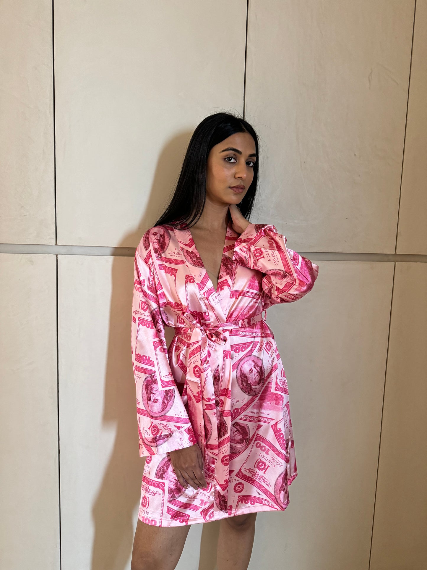 Dollar Robe