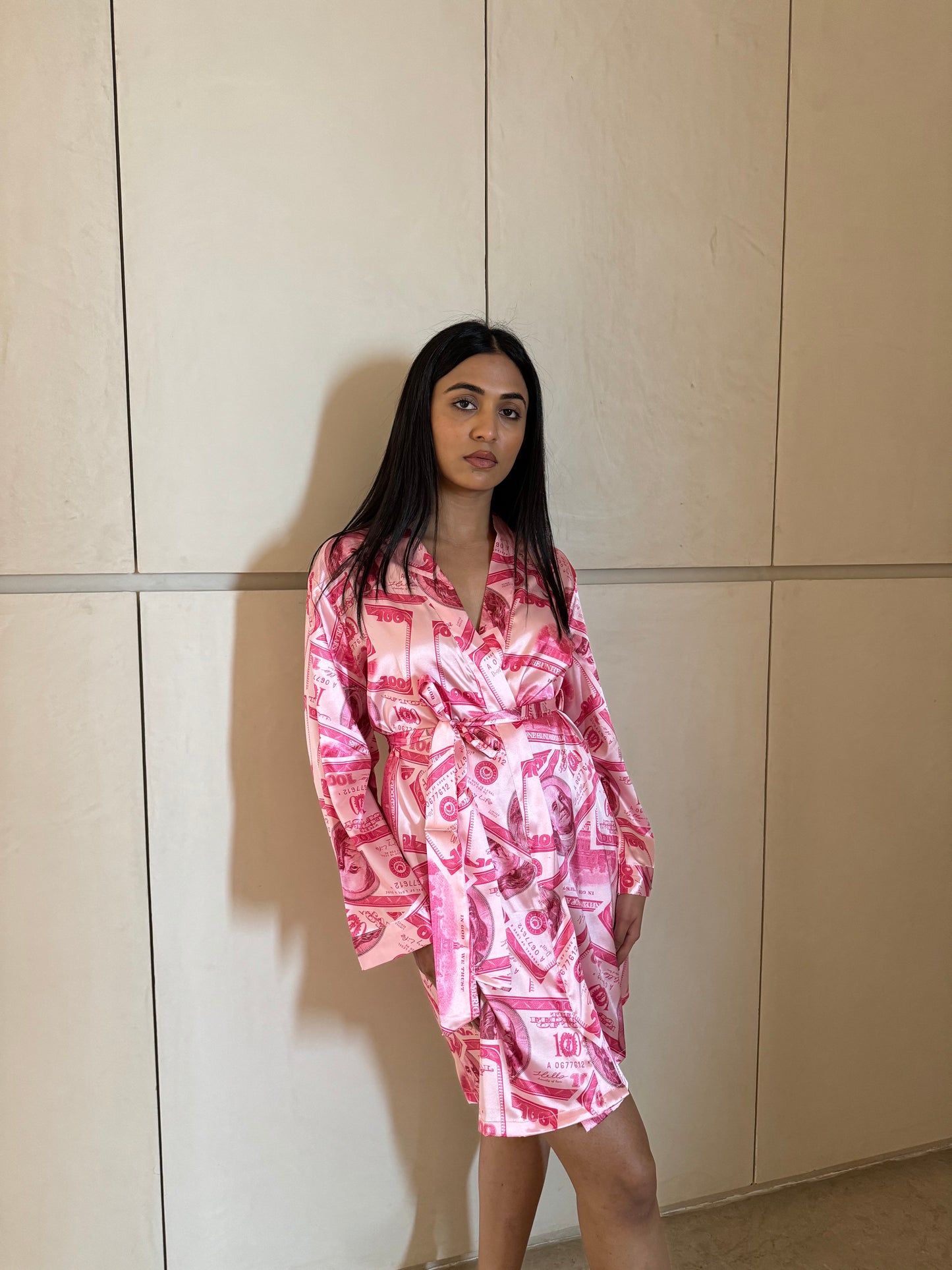 Dollar Robe